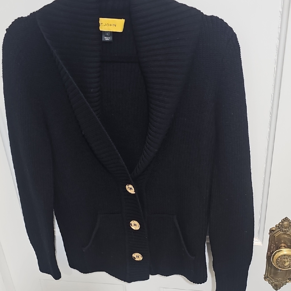 St. John Black 100% WOOL